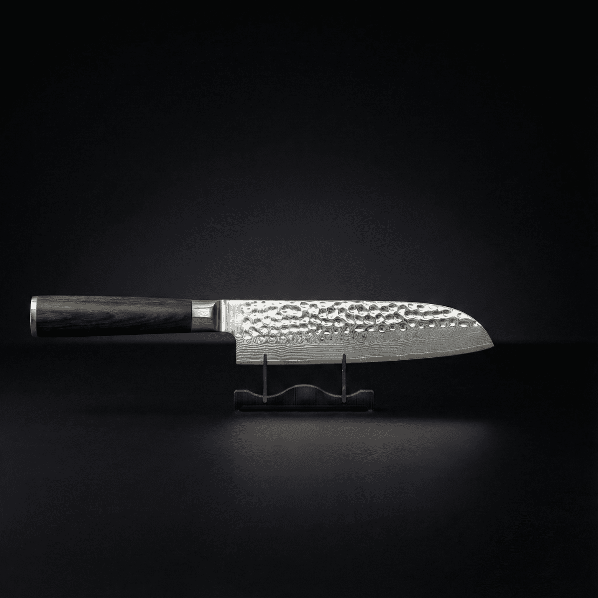 Japanilainen käsintaottu Santoku-veitsi – 18 cm tarkkuusterä